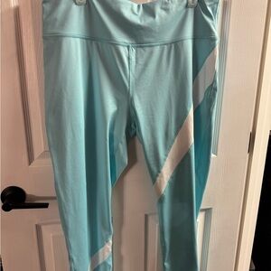 Crown & Ivy Light Blue Active Leggings 2X